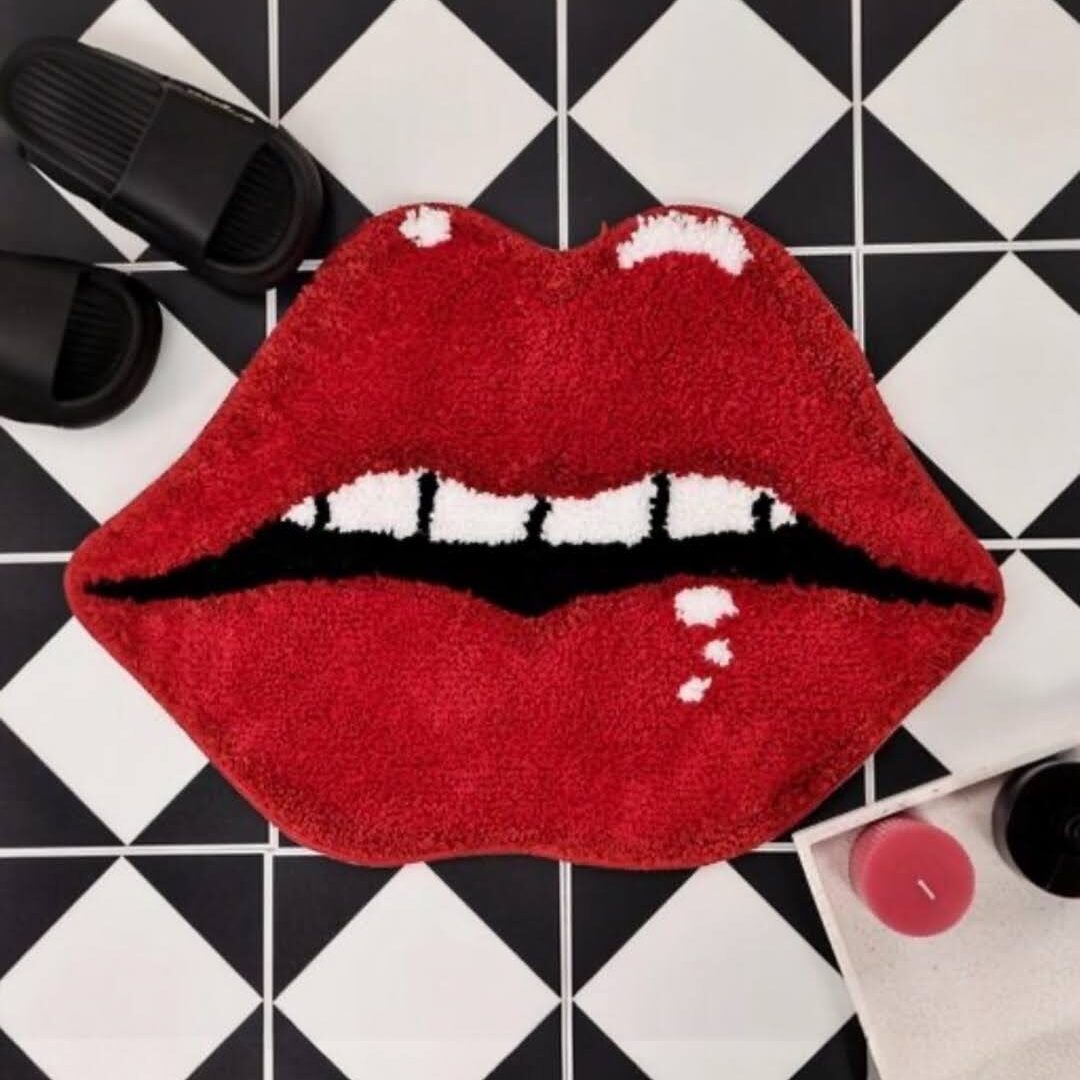 Red Lip Mat