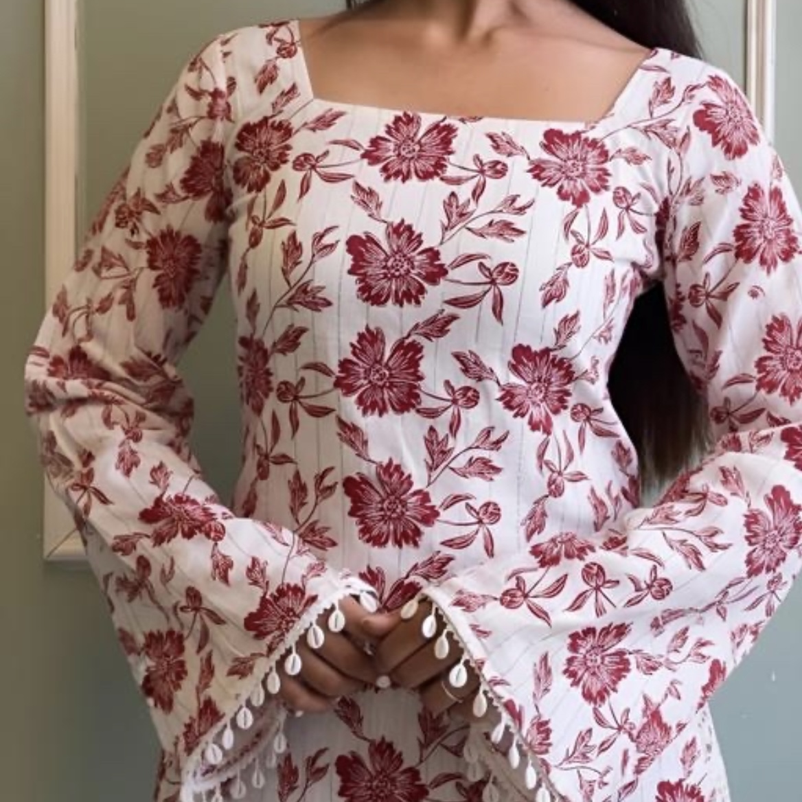 Trending Shivi White Floral Cotton Kurti for Women – Casual Square Neck Kurti (Wearing)