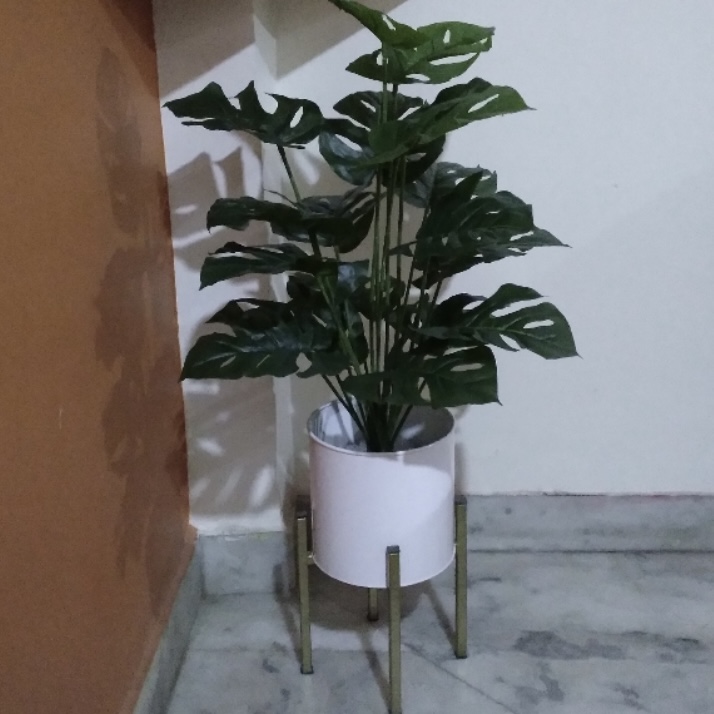 Artificial Monstera Plant with Black Pot – 18 Leaves Home Decor Plant