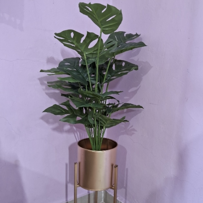 Artificial Monstera Plant with Black Pot – 18 Leaves Home Decor Plant