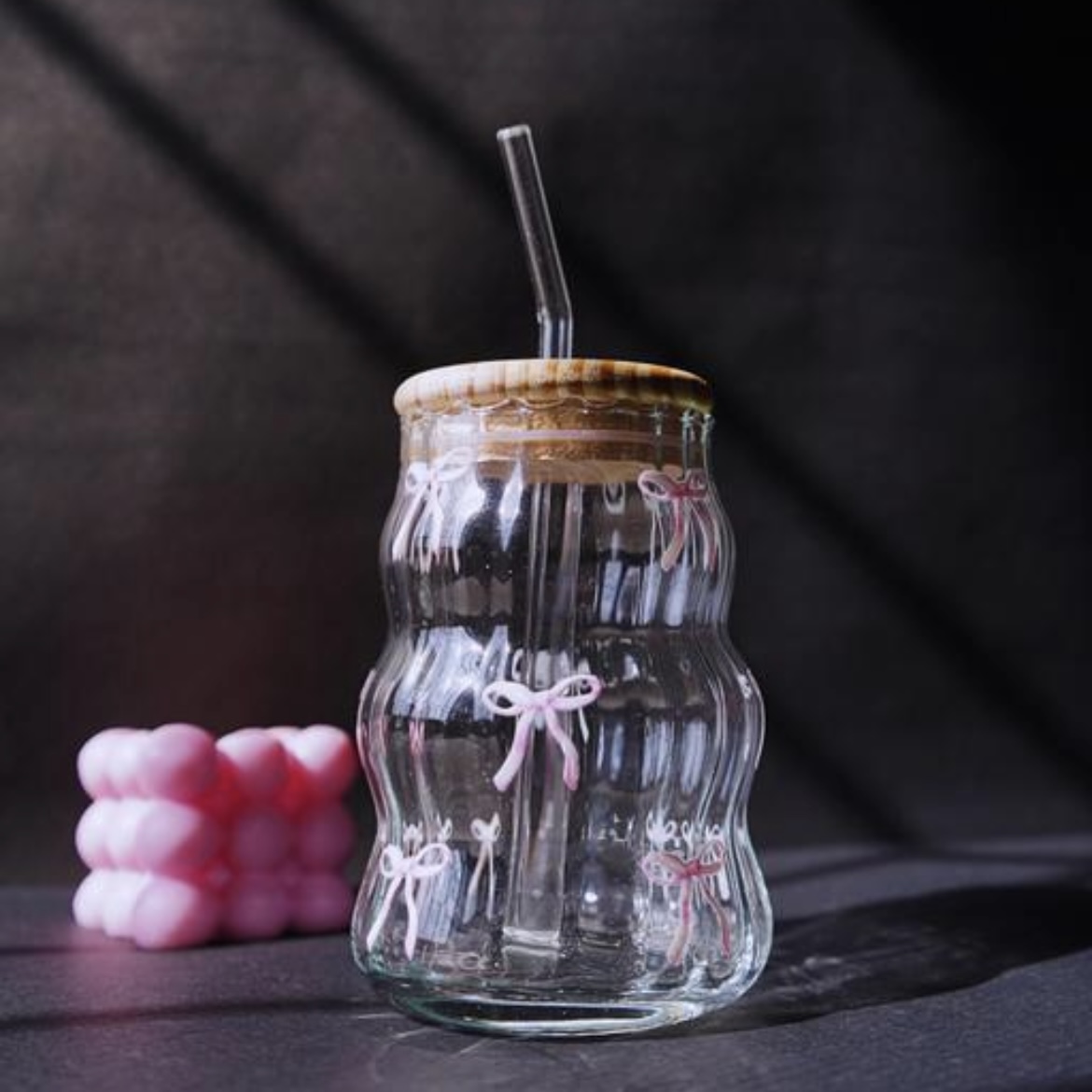 Aesthetic Glass Sipper with Straw – Bow & Wavy Design