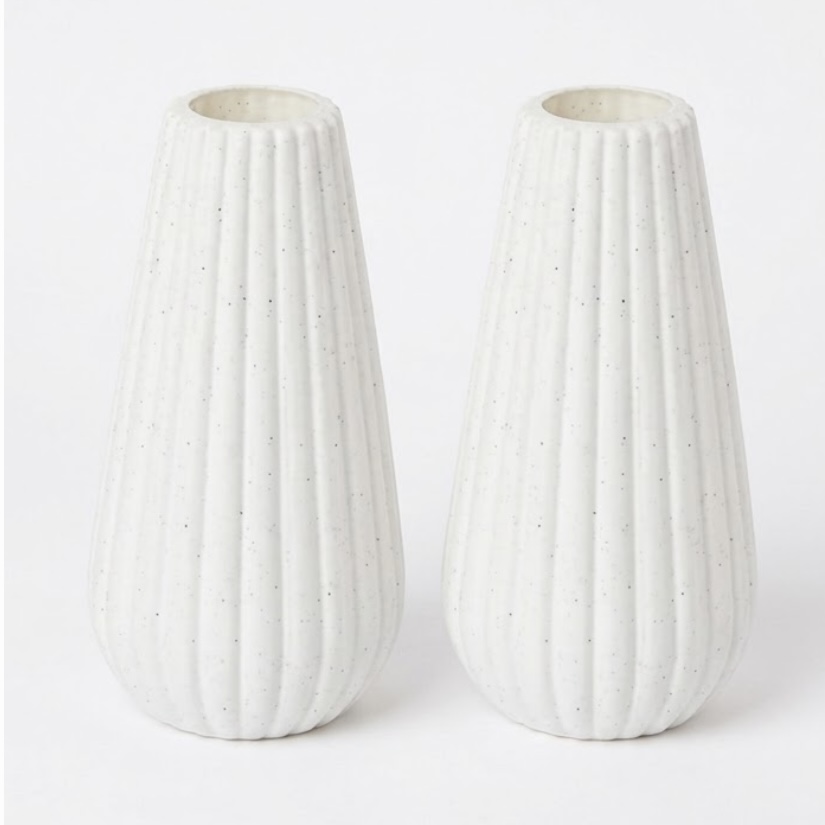 Plastic 2 White Vases