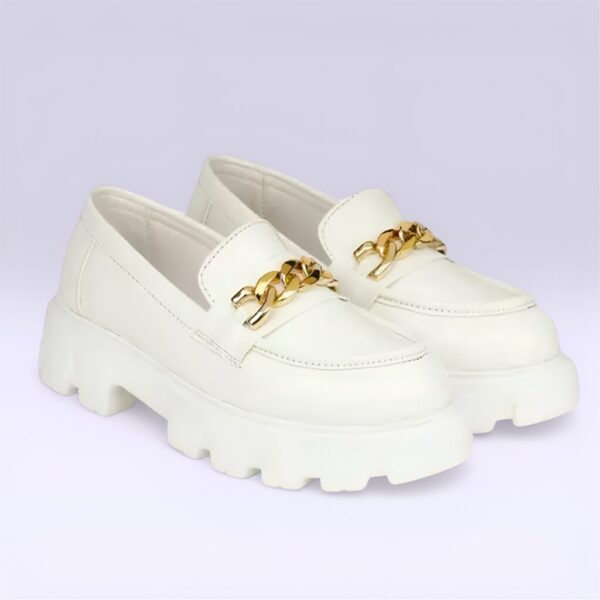 White Chunky Loafers for Women – Korean Style Chain Slip-On Shoes